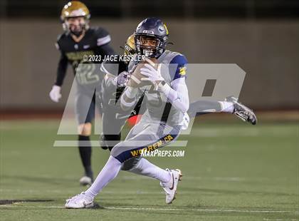 Thumbnail 2 in Warren vs. St. Bonaventure (CIF-SS D3 Final) photogallery.
