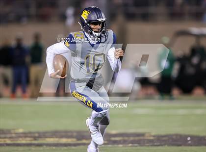 Thumbnail 1 in Warren vs. St. Bonaventure (CIF-SS D3 Final) photogallery.