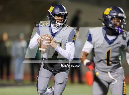 Thumbnail 3 in Warren vs. St. Bonaventure (CIF-SS D3 Final) photogallery.