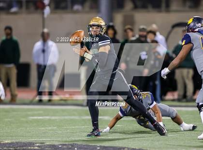 Thumbnail 3 in Warren vs. St. Bonaventure (CIF-SS D3 Final) photogallery.