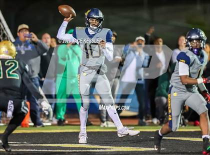Thumbnail 3 in Warren vs. St. Bonaventure (CIF-SS D3 Final) photogallery.