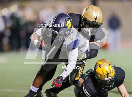 Thumbnail 3 in Warren vs. St. Bonaventure (CIF-SS D3 Final) photogallery.