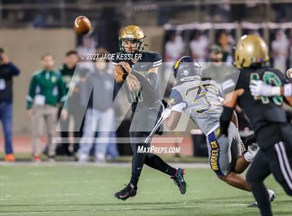 Thumbnail 3 in Warren vs. St. Bonaventure (CIF-SS D3 Final) photogallery.