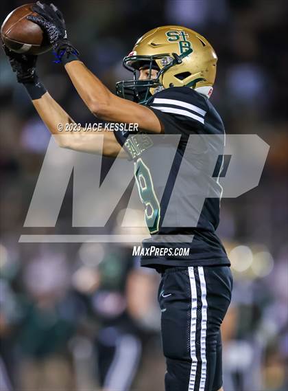 Thumbnail 1 in Warren vs. St. Bonaventure (CIF-SS D3 Final) photogallery.