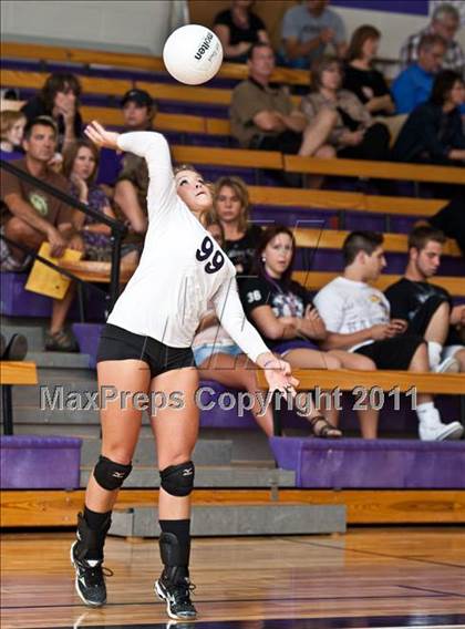 Thumbnail 3 in Andale vs. Valley Center photogallery.