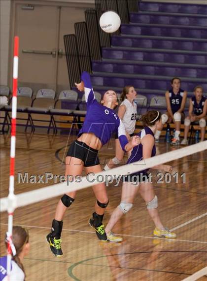 Thumbnail 1 in Andale vs. Valley Center photogallery.