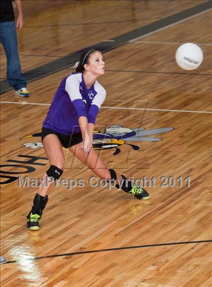 Thumbnail 1 in Andale vs. Valley Center photogallery.