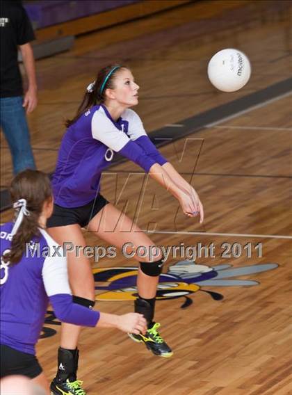 Thumbnail 2 in Andale vs. Valley Center photogallery.