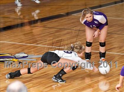 Thumbnail 2 in Andale vs. Valley Center photogallery.