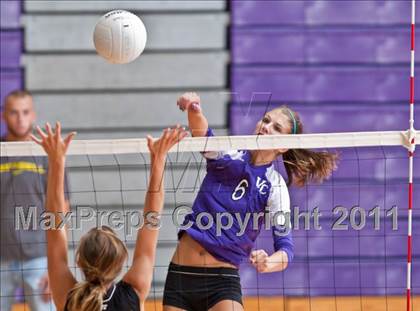 Thumbnail 3 in Andale vs. Valley Center photogallery.