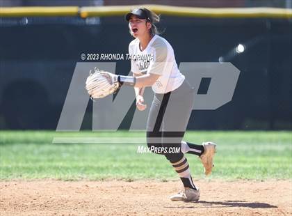 Thumbnail 2 in East Bernard vs. Foster photogallery.