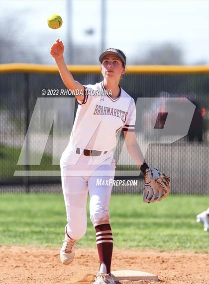 Thumbnail 2 in East Bernard vs. Foster photogallery.