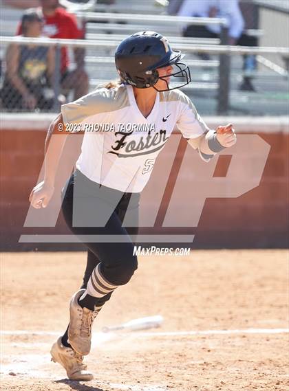 Thumbnail 3 in East Bernard vs. Foster photogallery.