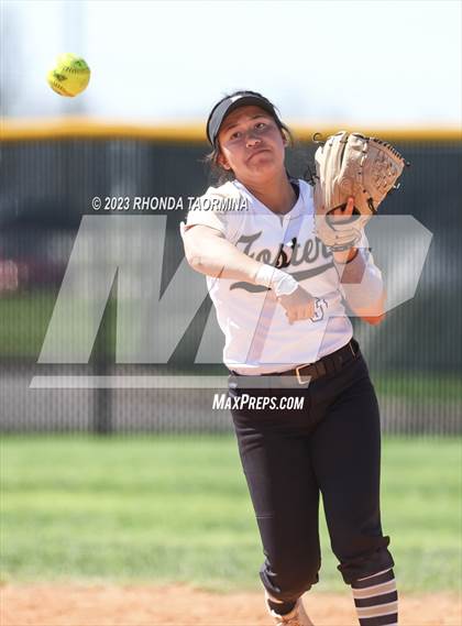 Thumbnail 1 in East Bernard vs. Foster photogallery.
