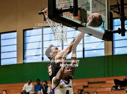 Thumbnail 2 in Crespi vs. George Washington Prep photogallery.