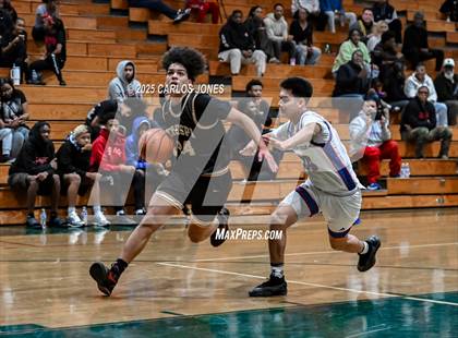 Thumbnail 2 in Crespi vs. George Washington Prep photogallery.