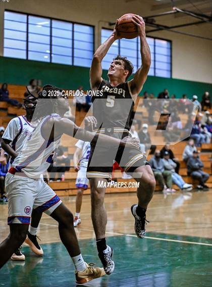 Thumbnail 2 in Crespi vs. George Washington Prep photogallery.