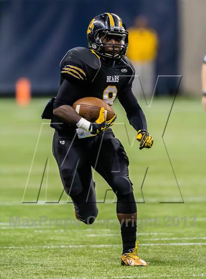 Thumbnail 3 in Brennan vs. Stratford (UIL 4A D1 Semifinal) photogallery.