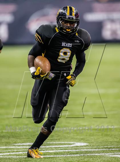 Thumbnail 1 in Brennan vs. Stratford (UIL 4A D1 Semifinal) photogallery.