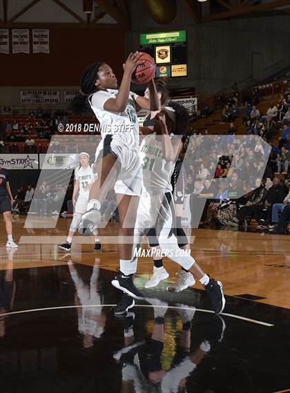 Thumbnail 3 in St. Mary's vs. Folsom (CIF SJS D1 Final) photogallery.