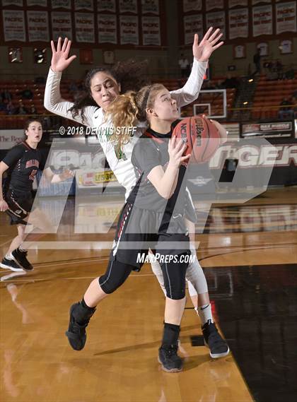 Thumbnail 3 in St. Mary's vs. Folsom (CIF SJS D1 Final) photogallery.