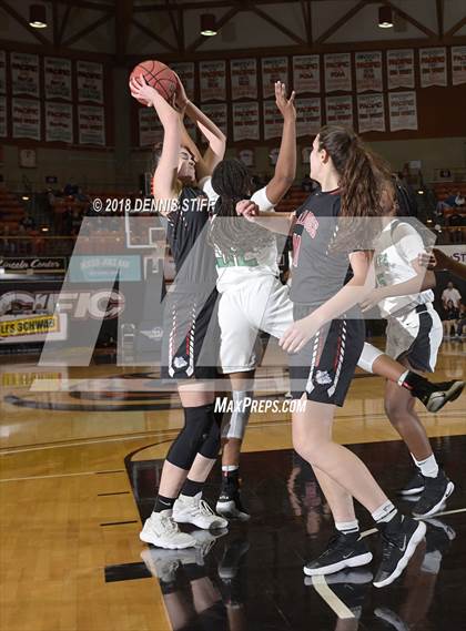 Thumbnail 3 in St. Mary's vs. Folsom (CIF SJS D1 Final) photogallery.