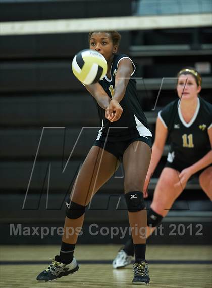 Thumbnail 3 in Pope @ Sprayberry photogallery.