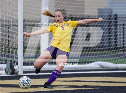 Thumbnail 2 in Farmersville vs. Community (Kaufman Tournament) photogallery.