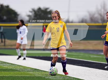 Thumbnail 2 in Farmersville vs. Community (Kaufman Tournament) photogallery.