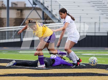 Thumbnail 1 in Farmersville vs. Community (Kaufman Tournament) photogallery.