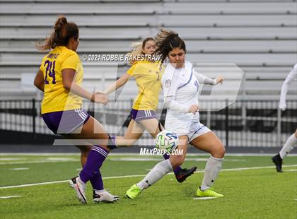Thumbnail 1 in Farmersville vs. Community (Kaufman Tournament) photogallery.
