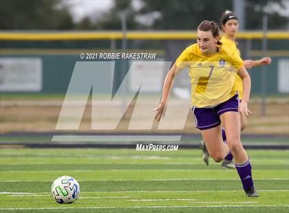 Thumbnail 2 in Farmersville vs. Community (Kaufman Tournament) photogallery.