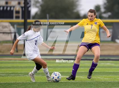 Thumbnail 1 in Farmersville vs. Community (Kaufman Tournament) photogallery.