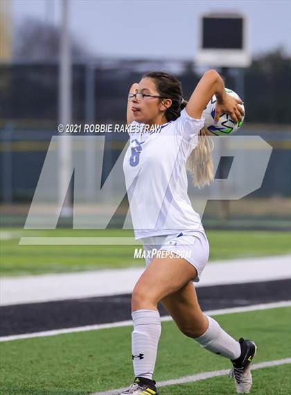 Thumbnail 1 in Farmersville vs. Community (Kaufman Tournament) photogallery.