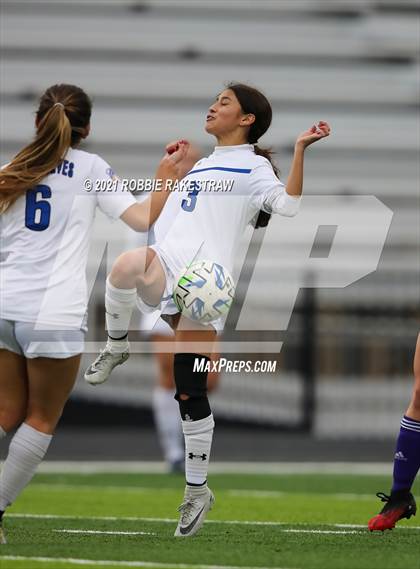 Thumbnail 1 in Farmersville vs. Community (Kaufman Tournament) photogallery.