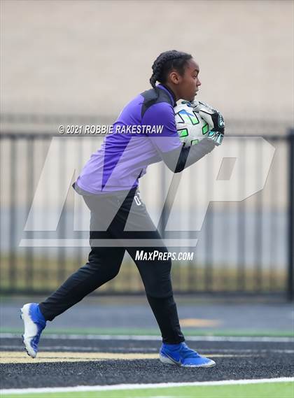 Thumbnail 2 in Farmersville vs. Community (Kaufman Tournament) photogallery.