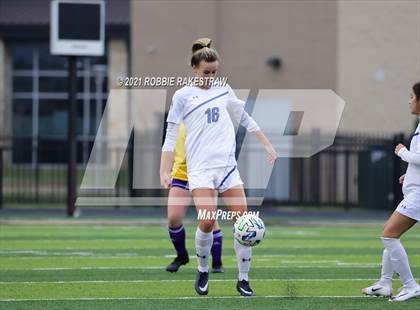 Thumbnail 1 in Farmersville vs. Community (Kaufman Tournament) photogallery.