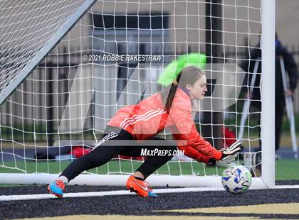Thumbnail 1 in Farmersville vs. Community (Kaufman Tournament) photogallery.