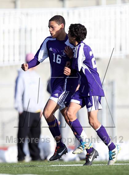 Thumbnail 2 in Denver South @ Ponderosa (CHSAA 4A Playoffs) photogallery.