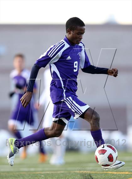 Thumbnail 2 in Denver South @ Ponderosa (CHSAA 4A Playoffs) photogallery.