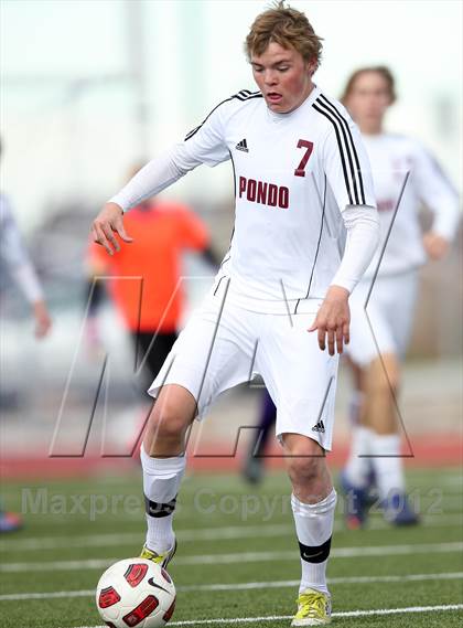 Thumbnail 2 in Denver South @ Ponderosa (CHSAA 4A Playoffs) photogallery.