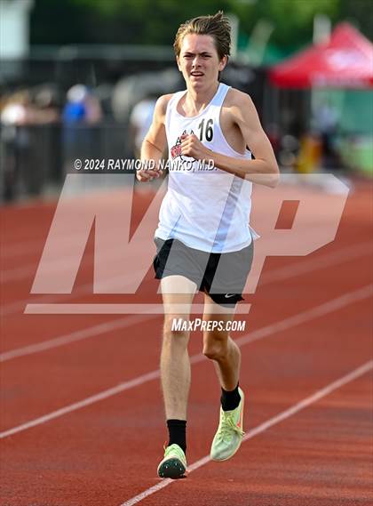 Thumbnail 1 in IHSAA Pike Regional (1600 Meter)  photogallery.