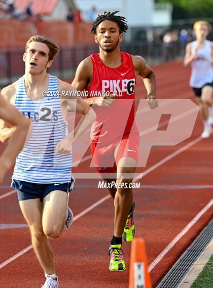 Thumbnail 1 in IHSAA Pike Regional (1600 Meter)  photogallery.