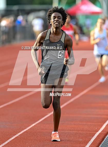 Thumbnail 1 in IHSAA Pike Regional (1600 Meter)  photogallery.