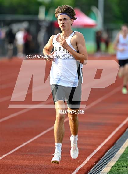Thumbnail 3 in IHSAA Pike Regional (1600 Meter)  photogallery.