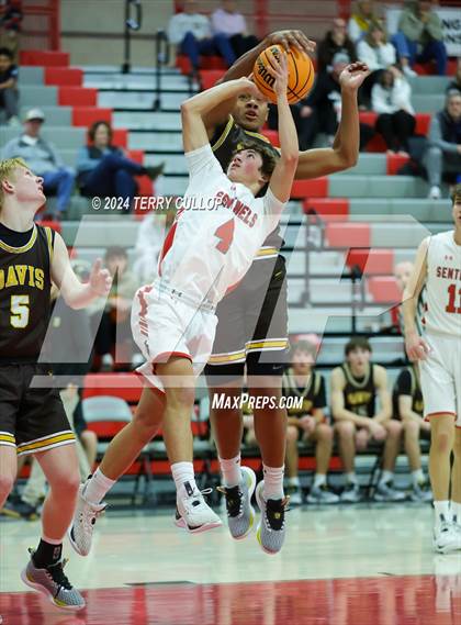 Thumbnail 1 in Davis @ Mountain Ridge (Sophomore) photogallery.