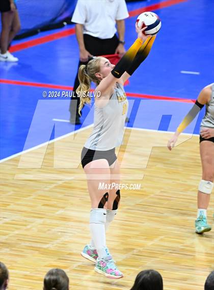 Thumbnail 1 in Thompson Valley vs. Windsor (CHSAA 4A 2nd Round) photogallery.