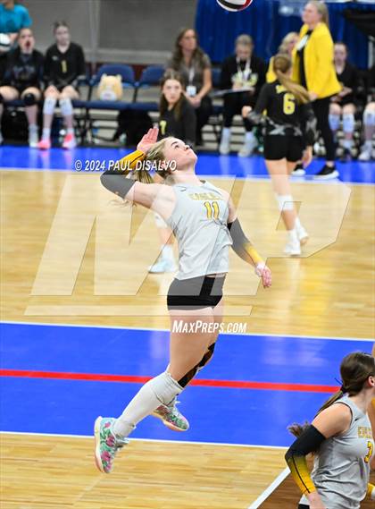 Thumbnail 3 in Thompson Valley vs. Windsor (CHSAA 4A 2nd Round) photogallery.