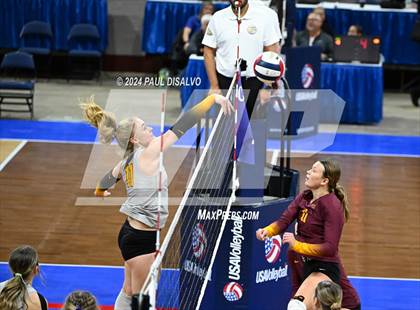 Thumbnail 2 in Thompson Valley vs. Windsor (CHSAA 4A 2nd Round) photogallery.