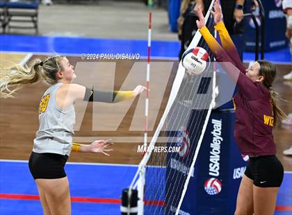 Thumbnail 1 in Thompson Valley vs. Windsor (CHSAA 4A 2nd Round) photogallery.
